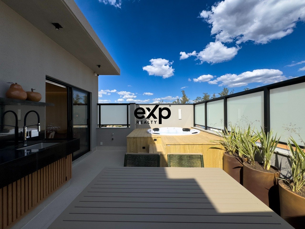 Lausanne Residence - Casas com Elevador, Natureza e Lazer de Clube, 208m2