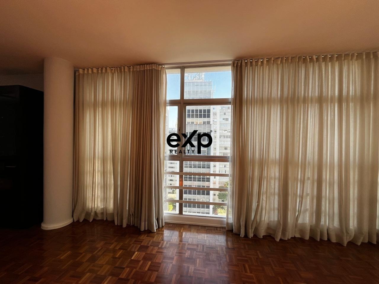 Apartamento Reformado  no Jardim Paulista