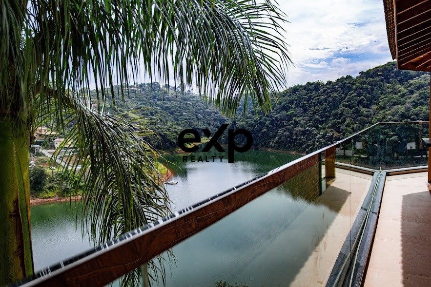 Casa luxuosa em Igaratá à Venda -Recanto das Aguas- aceita permuta-Um Lugar maravilhoso.