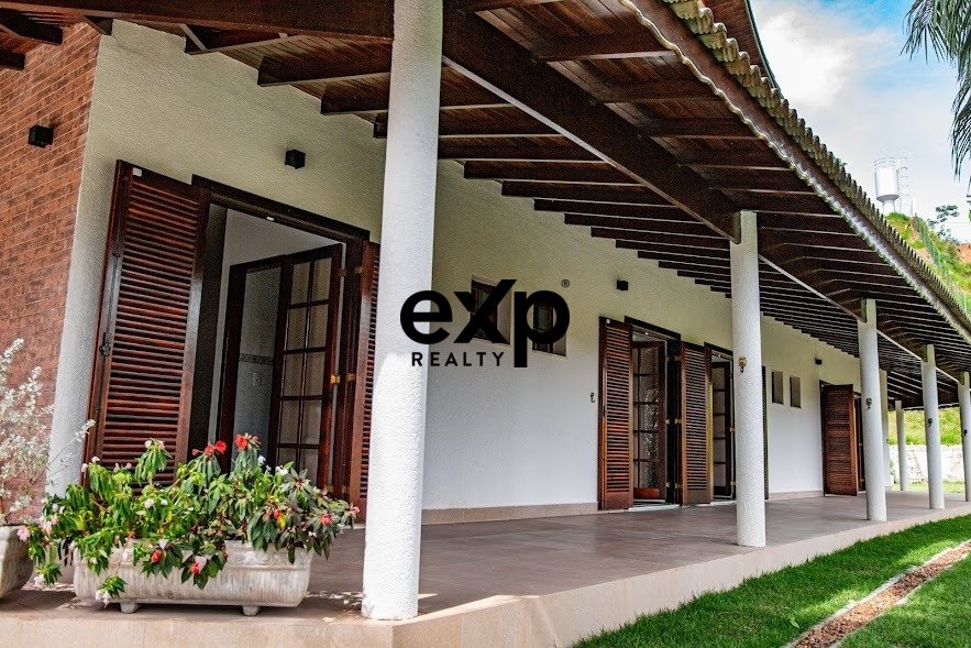 Casa luxuosa em Igaratá à Venda -Recanto das Aguas- aceita permuta-Um Lugar maravilhoso.