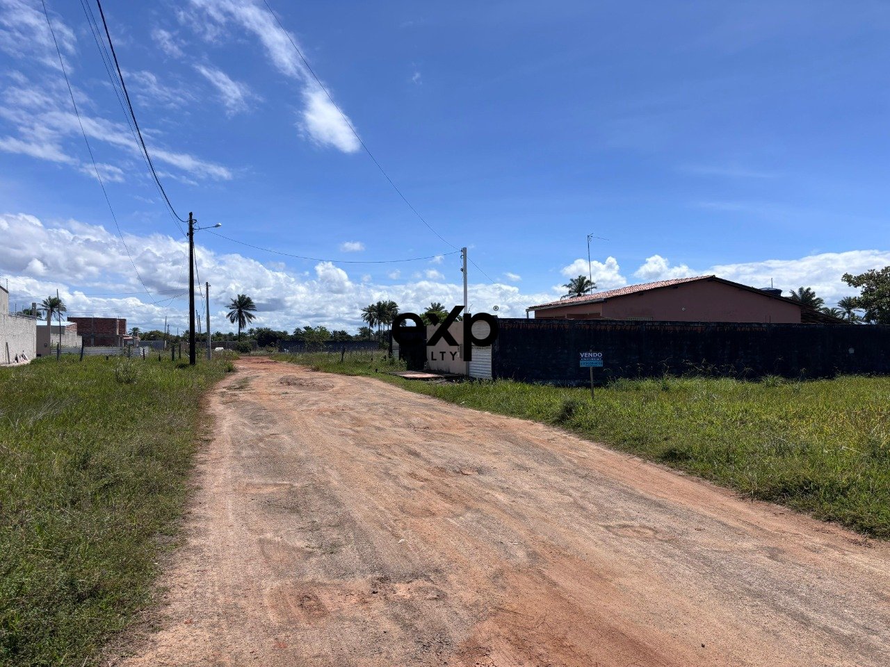 Terreno à venda na praia Guiabim - Valença, BA - 10x35