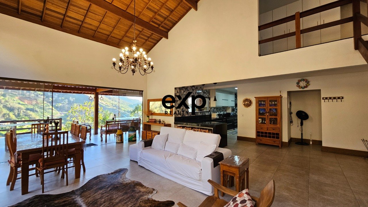 Casa no Condomínio Pouso das Maitacas com 4 suítes, 290 m² por R$ 1.480.000,00 - Secretário, Petrópolis/RJ