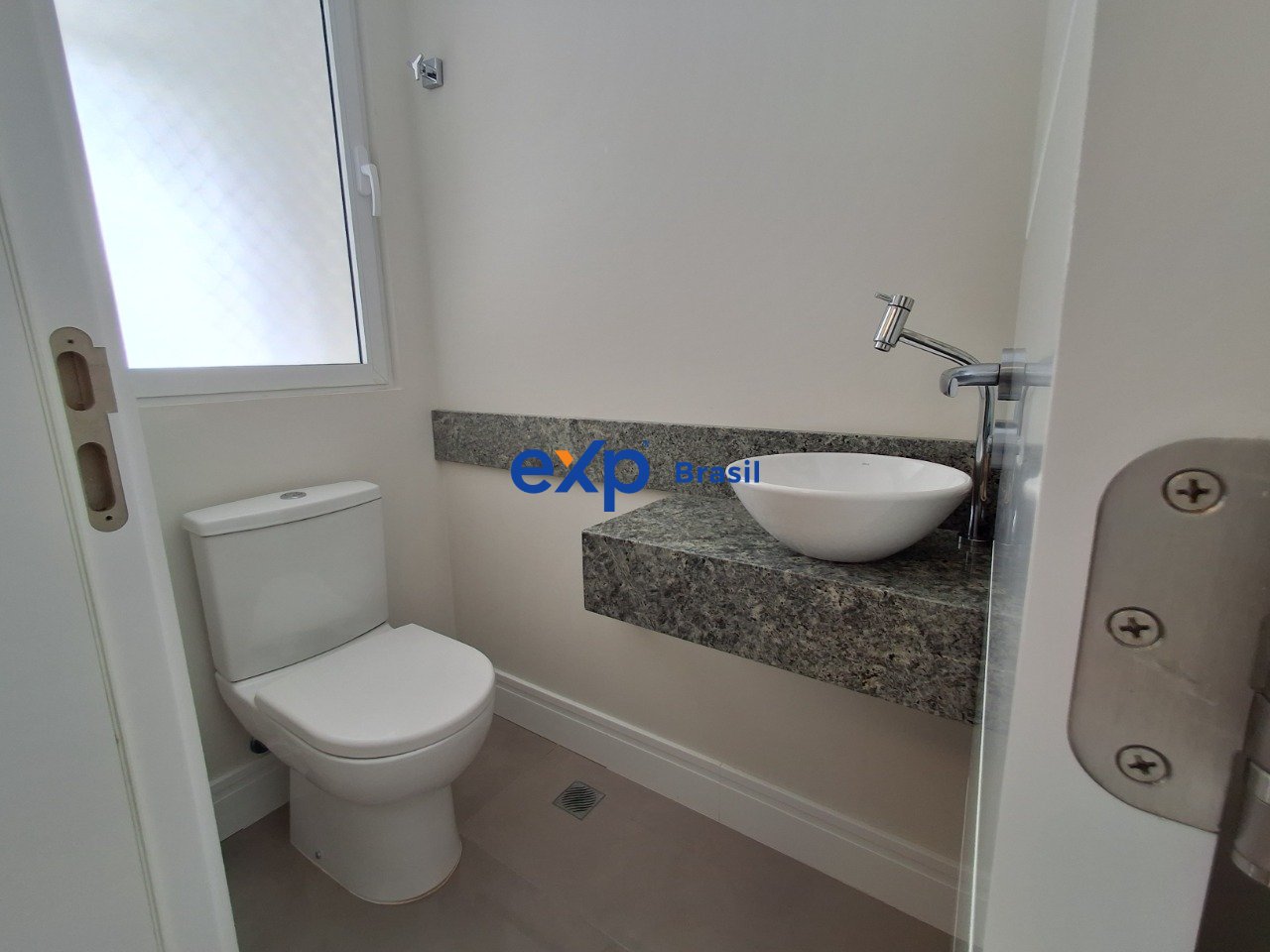 Excelente apartamento à venda, 3 suítes, 2 vagas, 139 m² no Bacacheri, Curitiba/PR