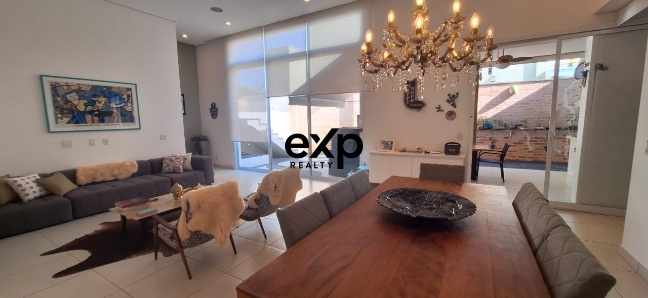 Casa em Condomínio à venda em Valinhos, Rua Alvarado Bertagnholi 1034 Jardim Monte Verde Valinhos 13275-054, 300 m²