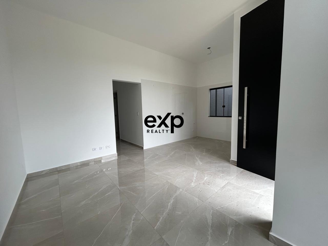 Excelente casa em condomínio fechado