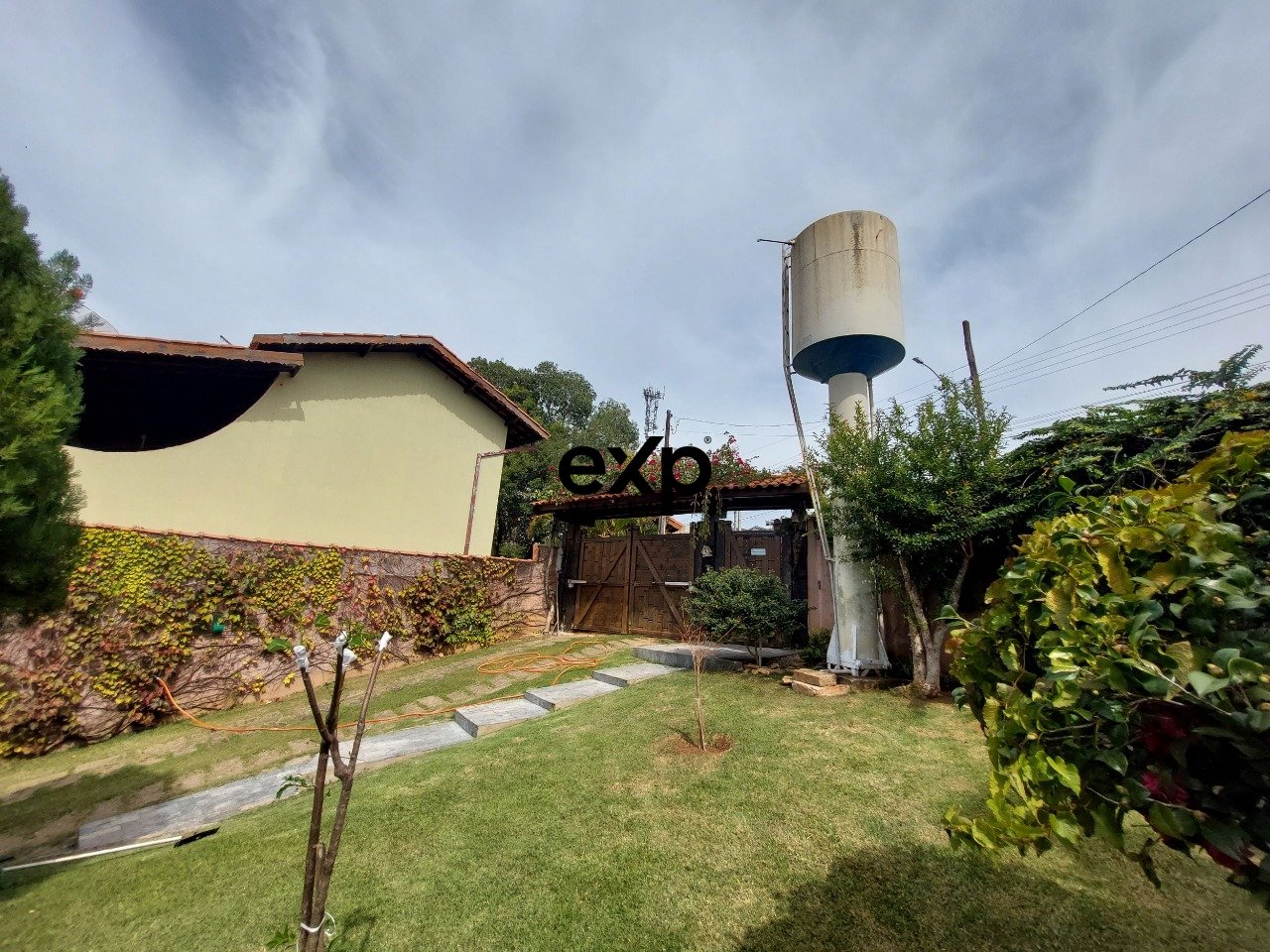 Casa à venda em Atibaia, Orquídea 300 Nova Gardênia Atibaia 12946-400, 300 m²