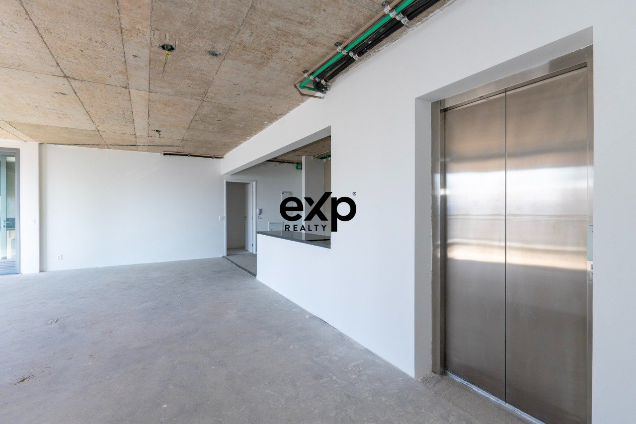 Apartamento á venda 195m²