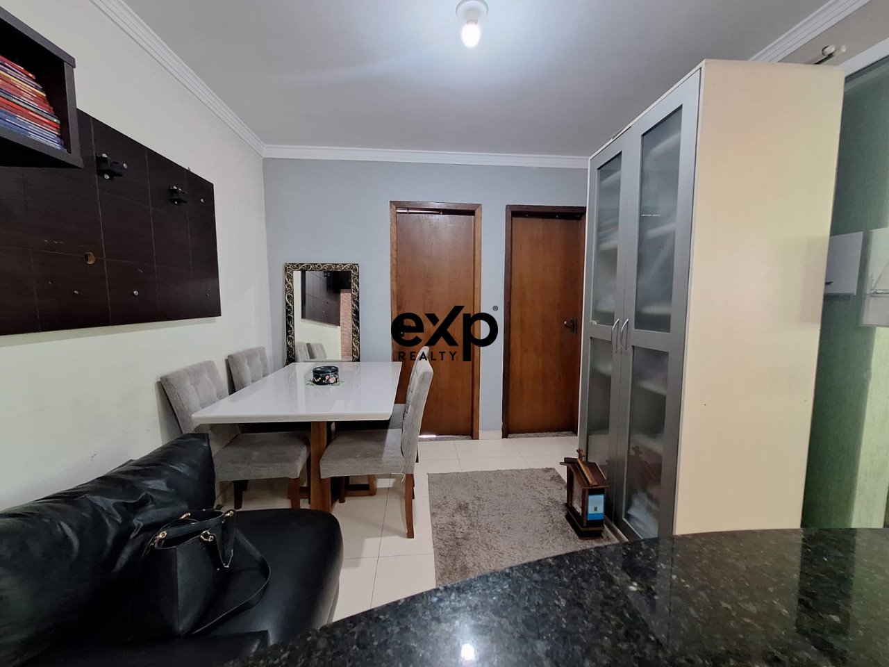 Apartamento para Venda no Centro de São José dos Pinhais / PR