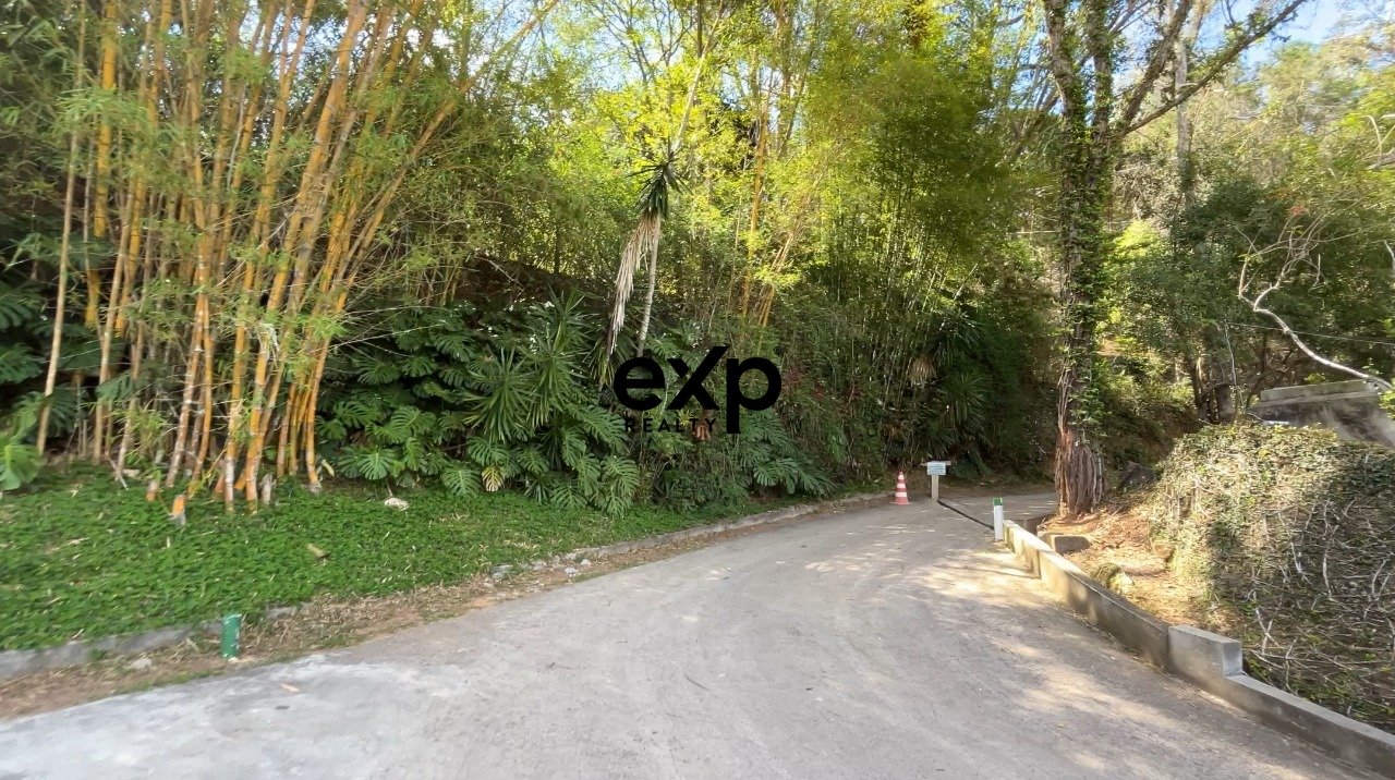 Lote Exclusivo no Condomínio Mundéus em Itaipava - com 2.173,54 m² por R$ 360.000,00 - Petrópolis, RJ