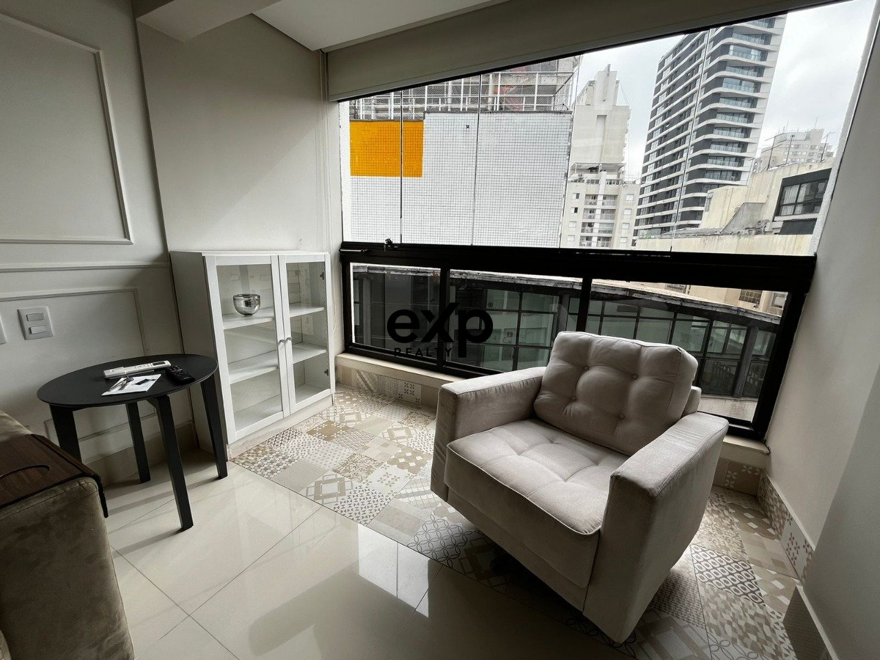 Apartamento de 2 quartos de frente ao Insper na Vila Olímpia SP=alugado