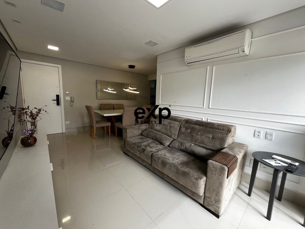 Apartamento de 2 quartos de frente ao Insper na Vila Olímpia SP=alugado