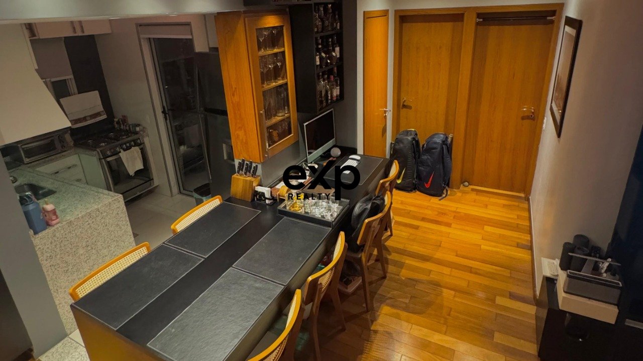 Apartamento 2 quartos com quadra de tenis na Vila Olimpia SP