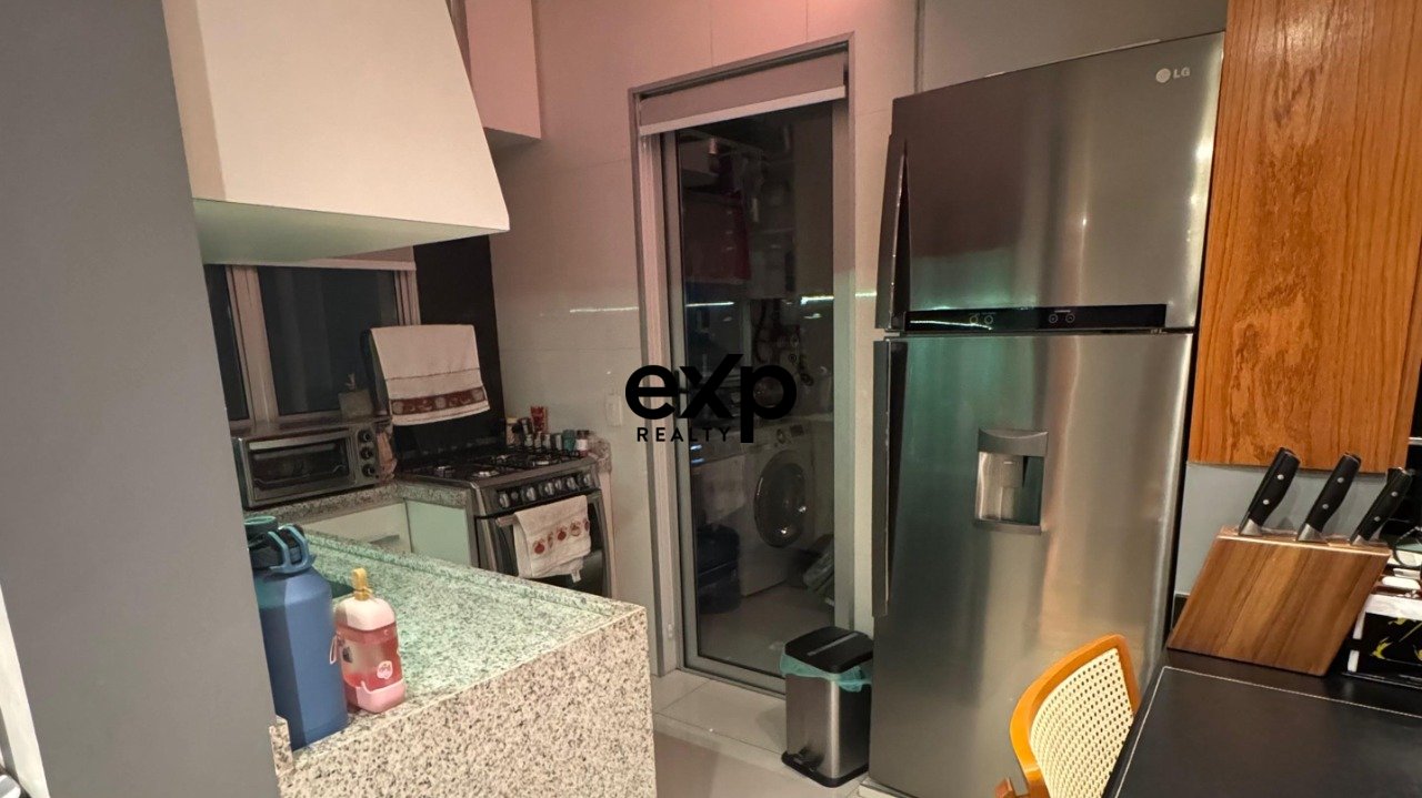 Apartamento 2 quartos com quadra de tenis na Vila Olimpia SP