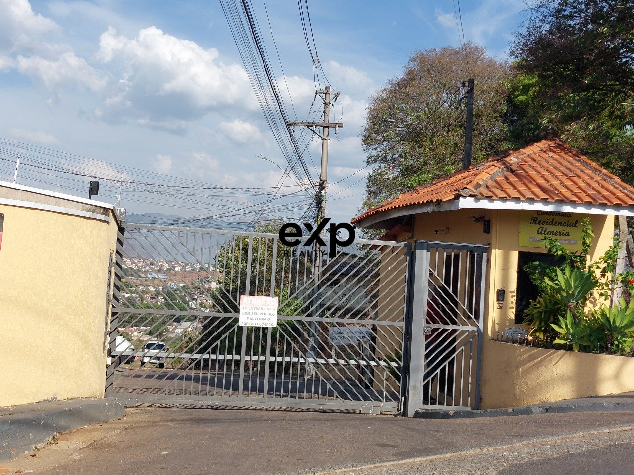 Casa à venda em Atibaia, Fazenda Nova União 85 Jardim Colonial Atibaia 12948-511, 63 m²