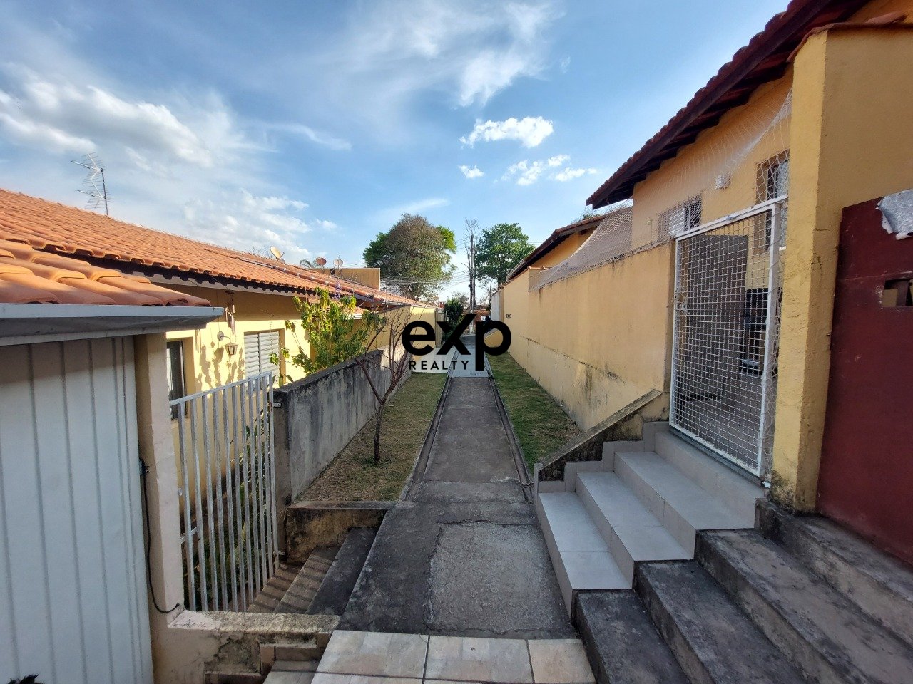 Casa à venda em Atibaia, Fazenda Nova União 85 Jardim Colonial Atibaia 12948-511, 63 m²