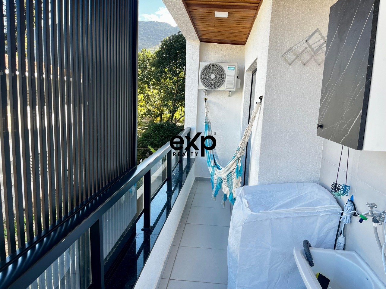 Loft MOBILIADO com 1 dormitório a 100 metros da Praia do Perequê-Açu - Ubatuba/SP