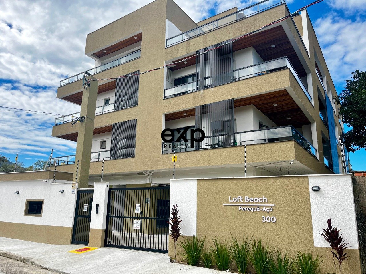 Loft MOBILIADO com 1 dormitório a 100 metros da Praia do Perequê-Açu - Ubatuba/SP