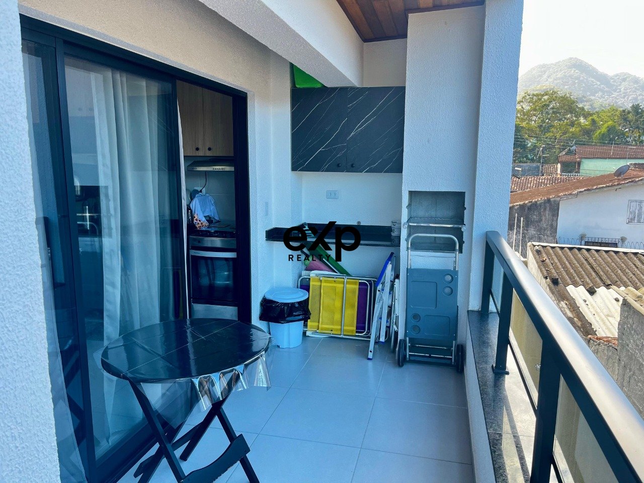 Loft MOBILIADO com 1 dormitório a 100 metros da Praia do Perequê-Açu - Ubatuba/SP