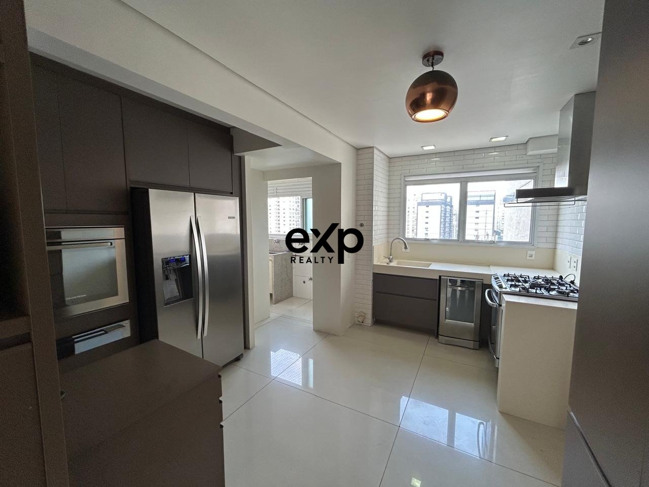 Apartamento para alugar em São Paulo, Dr Tomás  Carvalhal 556 Paraiso São Paulo 04006-001, 220 m²