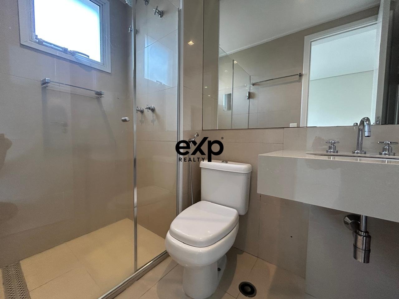 Apartamento para alugar em São Paulo, Dr Tomás  Carvalhal 556 Paraiso São Paulo 04006-001, 220 m²