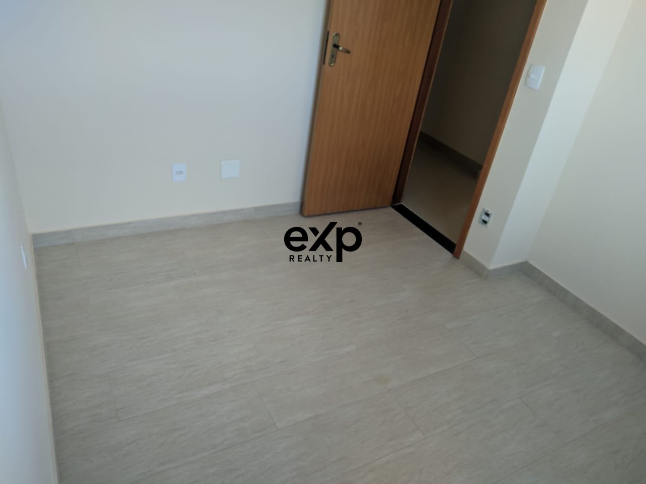 APARTAMENTO ABAIXO DO PREÇO NO ANDYARA