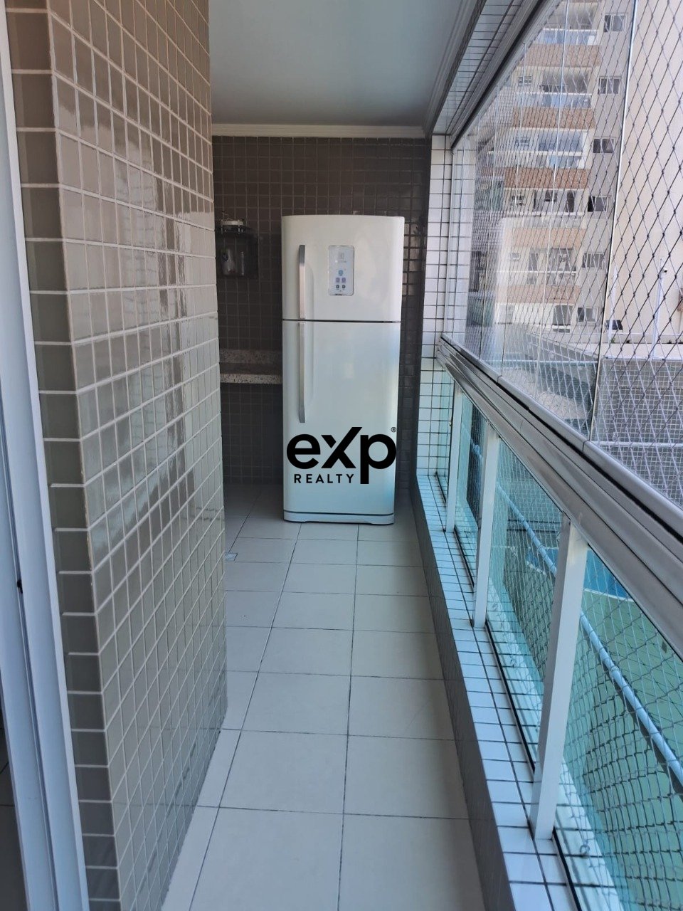 Apartamento a venda no bairro Canto do Forte