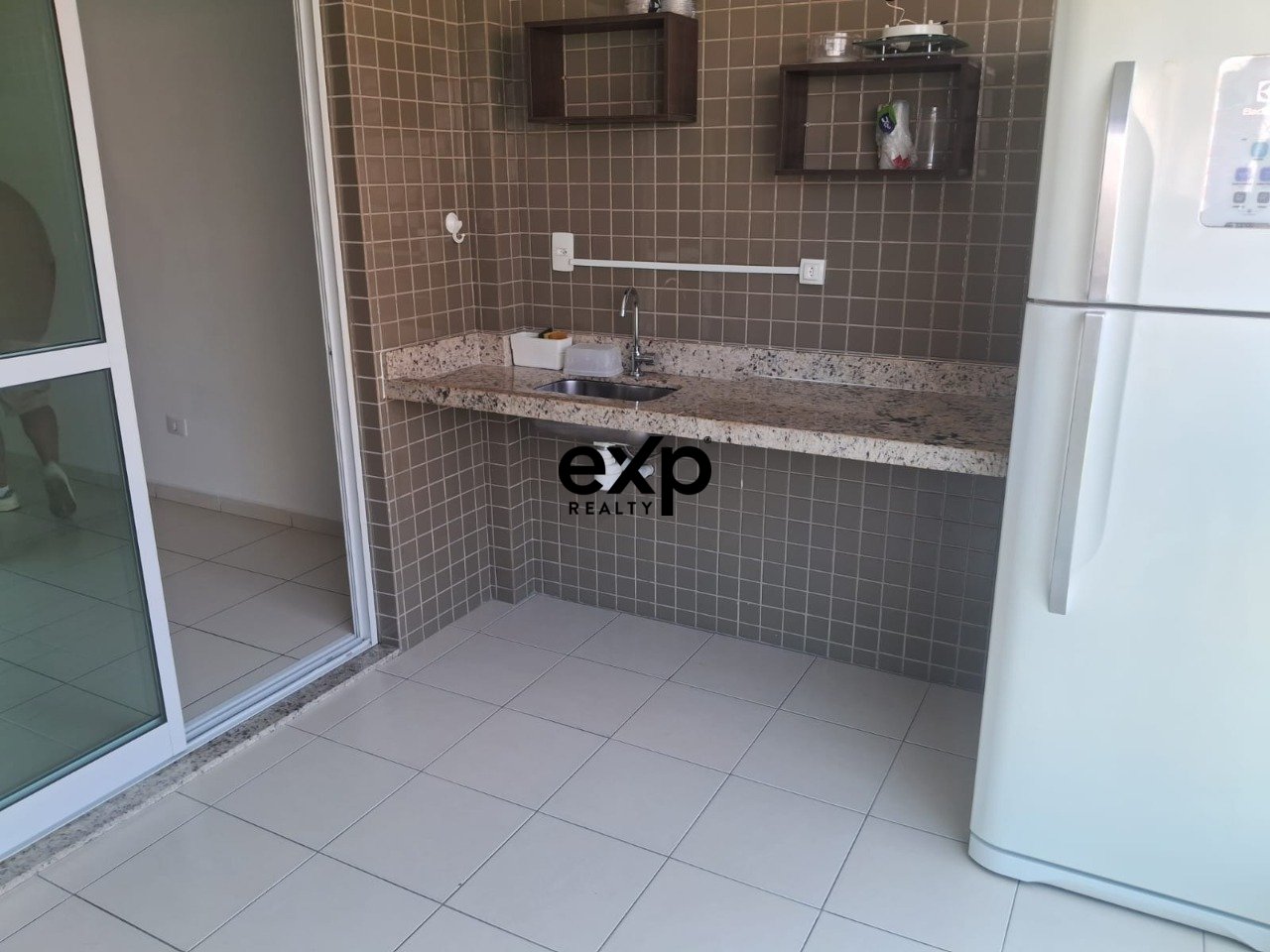 Apartamento a venda no bairro Canto do Forte