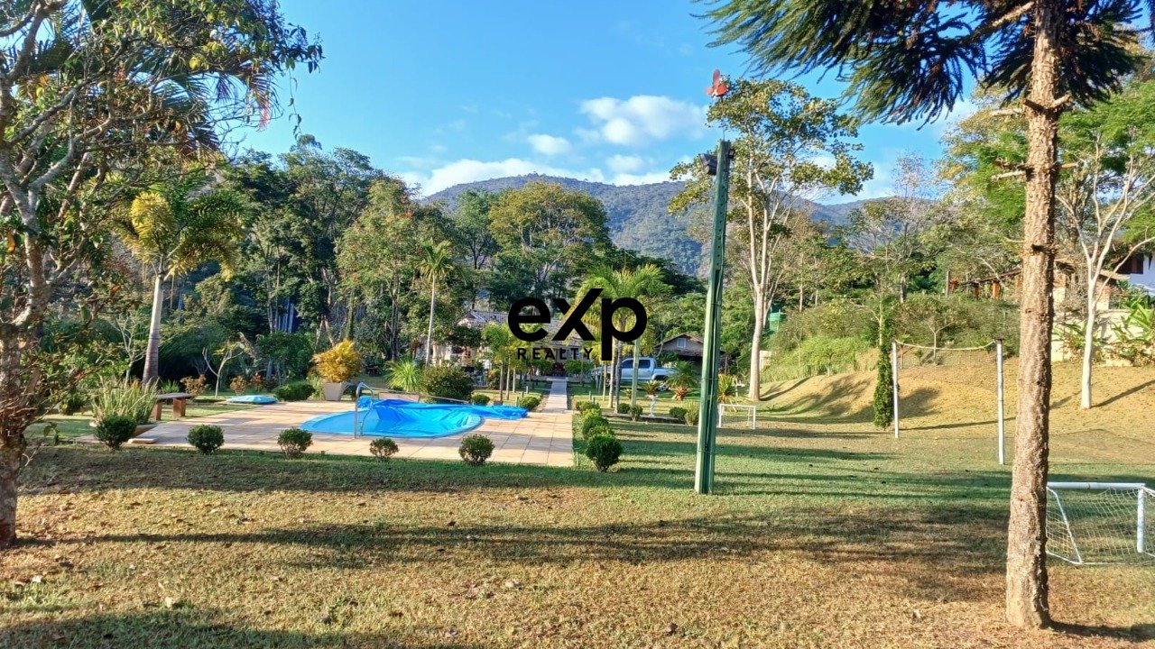 Sítio à venda em Rio Bonito, 9.000 m² por R$ 950.000,00 - Petrópolis, RJ