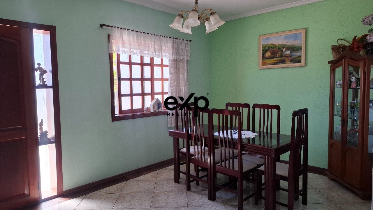 Casa à venda com 04 suites no bairro Alto da Boa Vista em Valinhos/SP