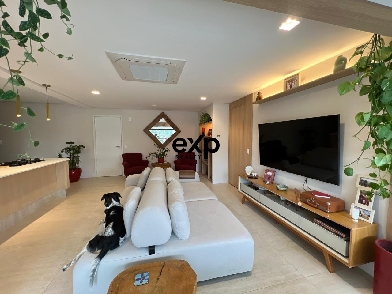 Brooklin 130m²,  2 suites  piscina aquecidae  2 vagas
