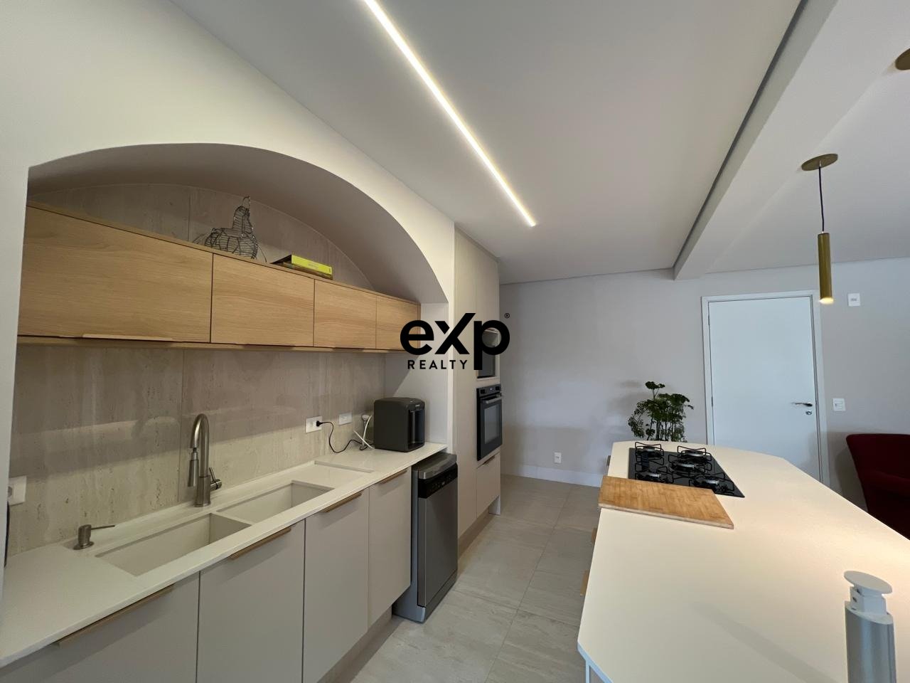 Brooklin 130m²,  2 suites  piscina aquecidae  2 vagas