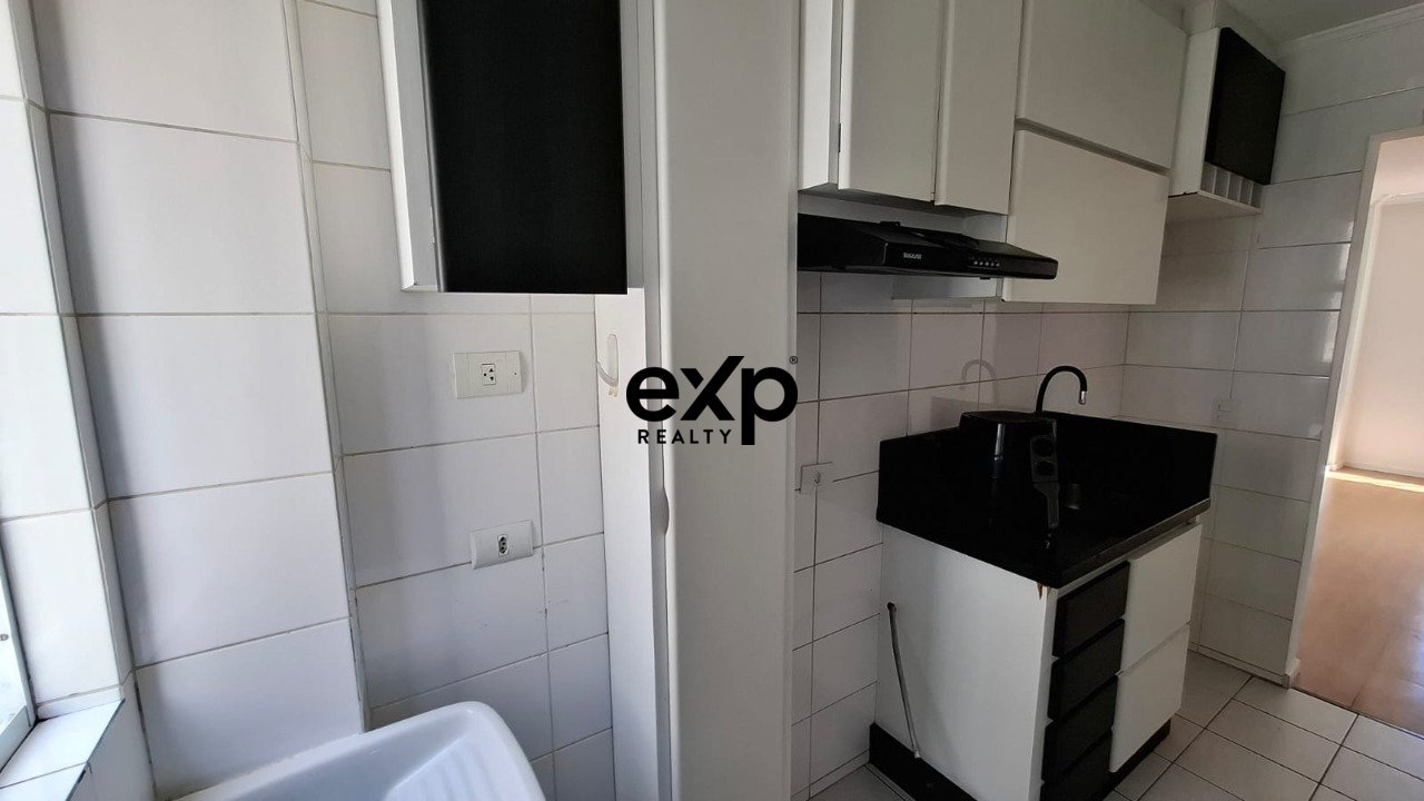 Seu novo lar no Tingui! 3 quartos, semi mobiliado e ótima estrutura