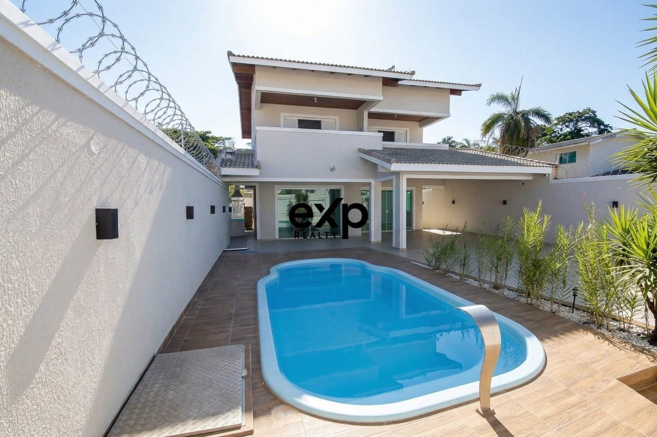 Sobrado à venda em Guarujá, Cruzeiro do Sul 1013 Balneário Praia do Pernambuco Guarujá 11444-050, 360 m²