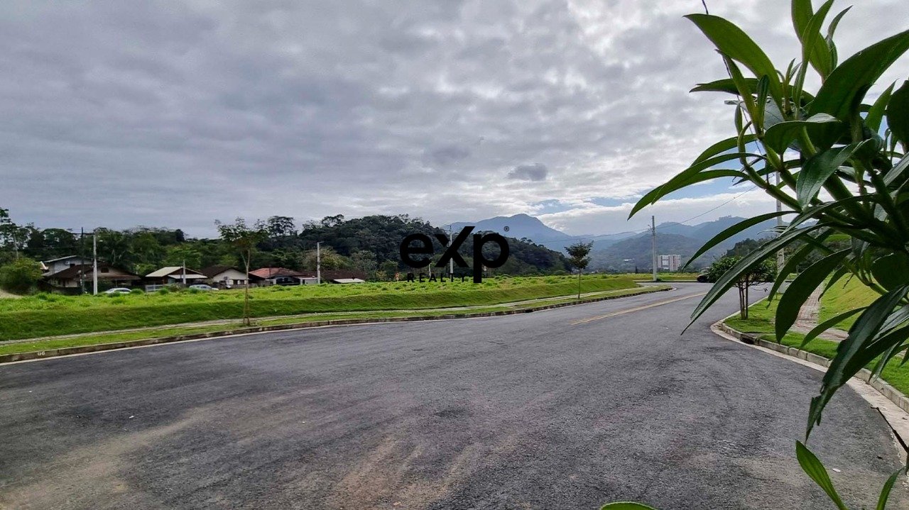TERRENO, Bairro Itoupava Central - Blumenau, SC.