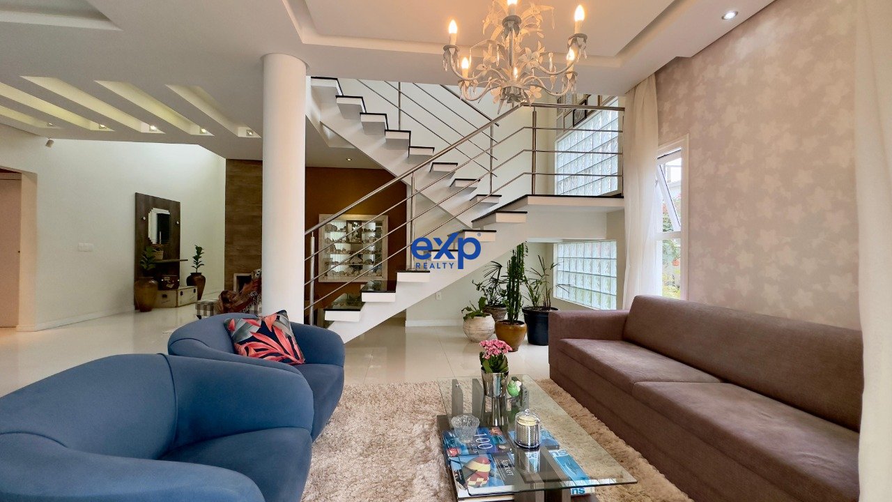 Casa em Condomínio for sale in Florianópolis, Doutor Antônio Luiz Moura Gonzaga 3825 Rio Tavares Florianópolis 88048-301, 452 m²