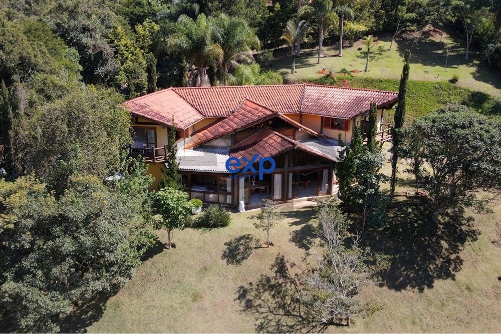 Casa à Venda no Condominio Vale da Boa Esperança (porteira fechada), 8.766 m² por R$ 3.000.000 - Itaipava (Vale do Cuiabá) - Petrópolis/RJ