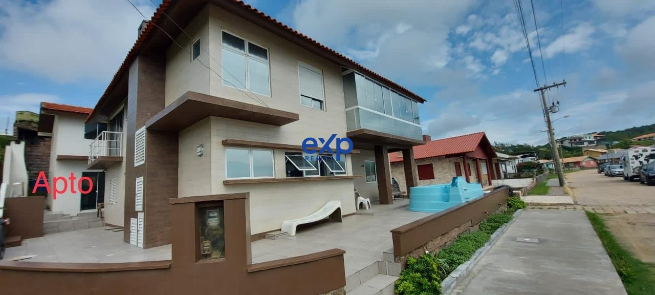 Casa 570ms frente Mar em Laguna - Praia da Tereza