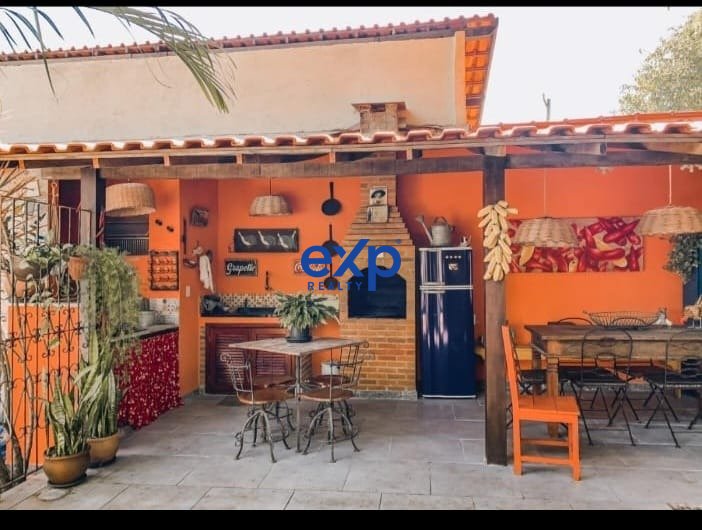 CASA DE CAMPO à Venda em Pindobal - Maricá