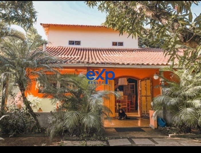 CASA DE CAMPO à Venda em Pindobal - Maricá