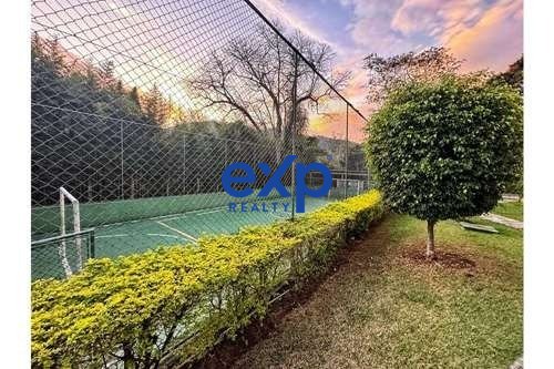 Apartamento à Venda no Condomínio Mirante do Castelo, 93,25m² por R$ 565.000,00 - Itaipava, Petrópolis/RJ