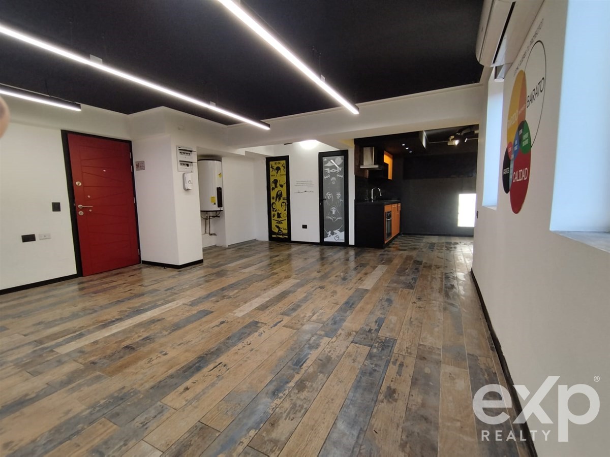 Oficina en alquiler en Santiago, Huerfanos 1022