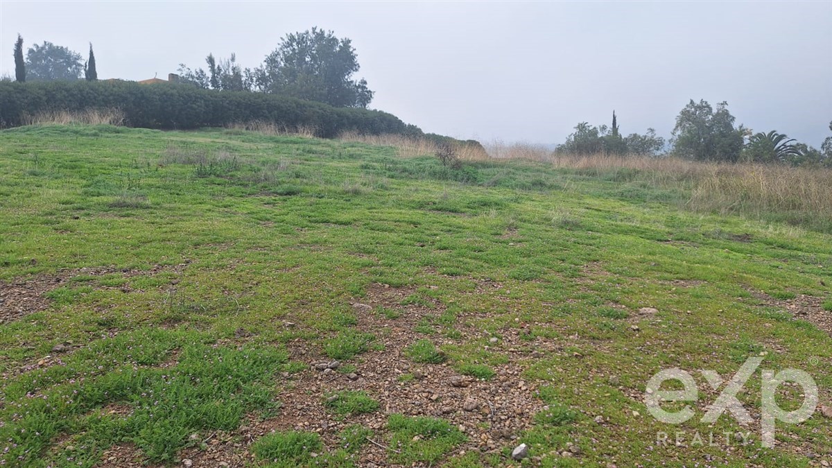Parcela en Colina