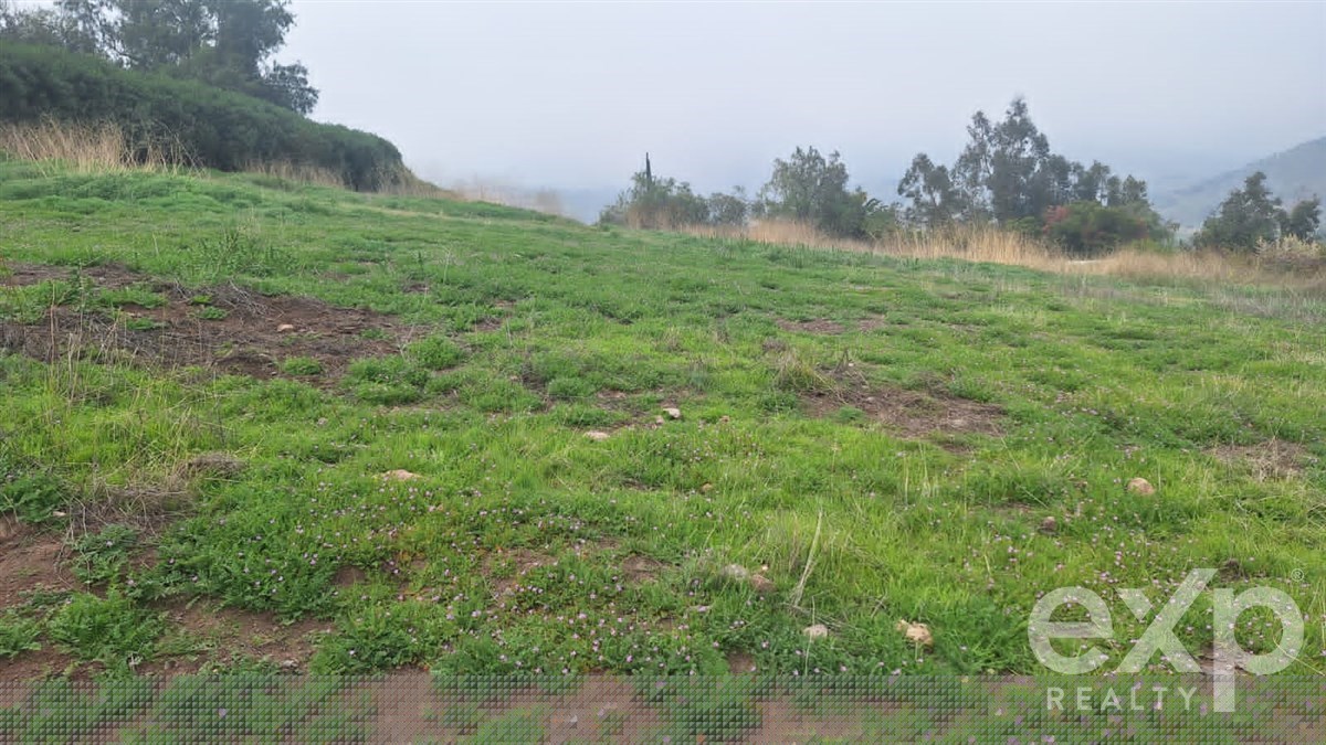 Parcela en Colina