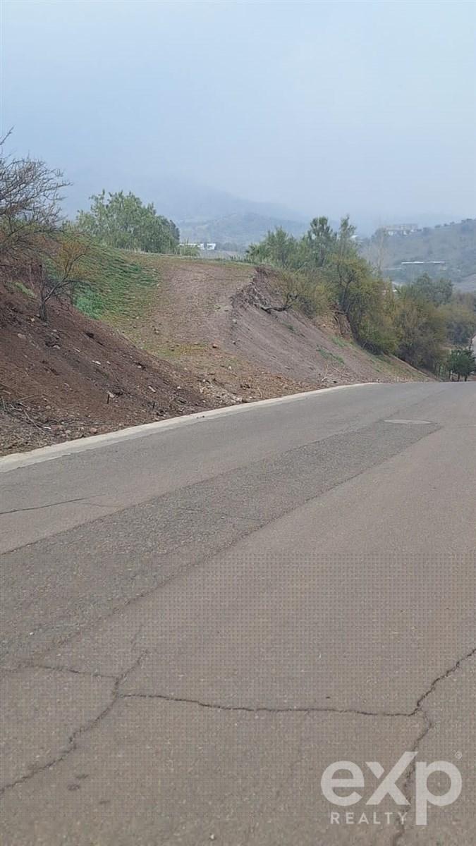 Parcela en Colina