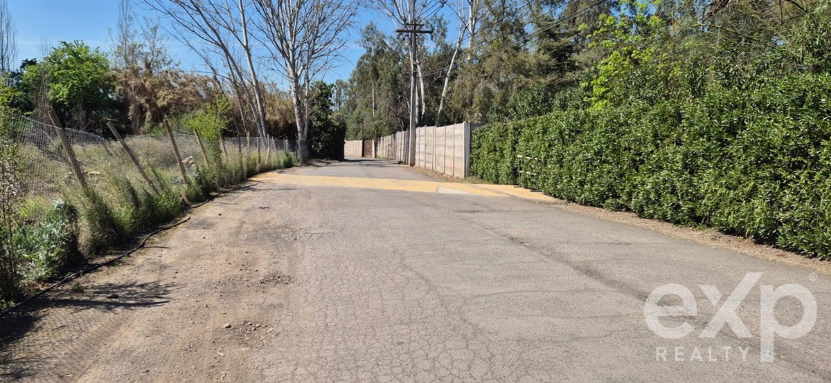 Sitio en Colina