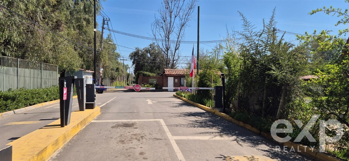 Sitio en Colina