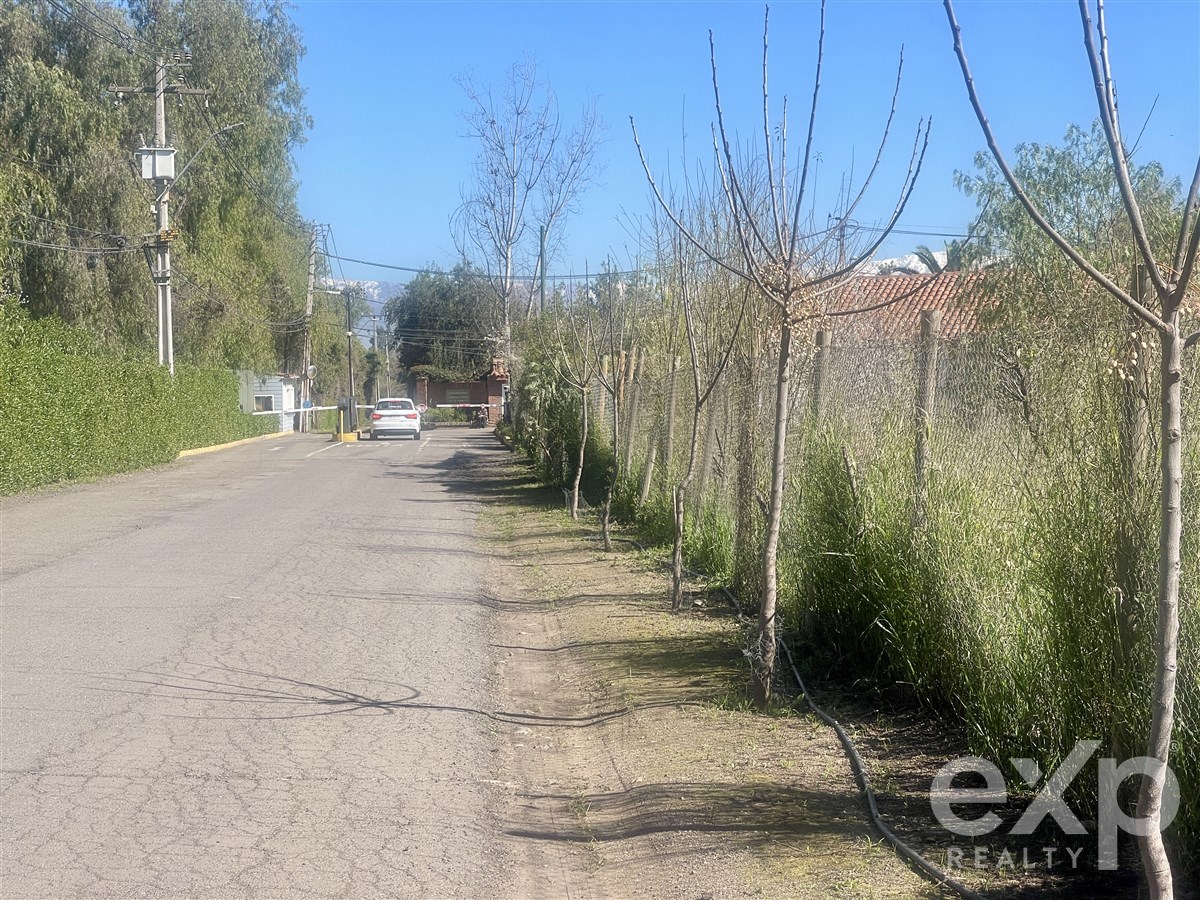 Sitio en Colina