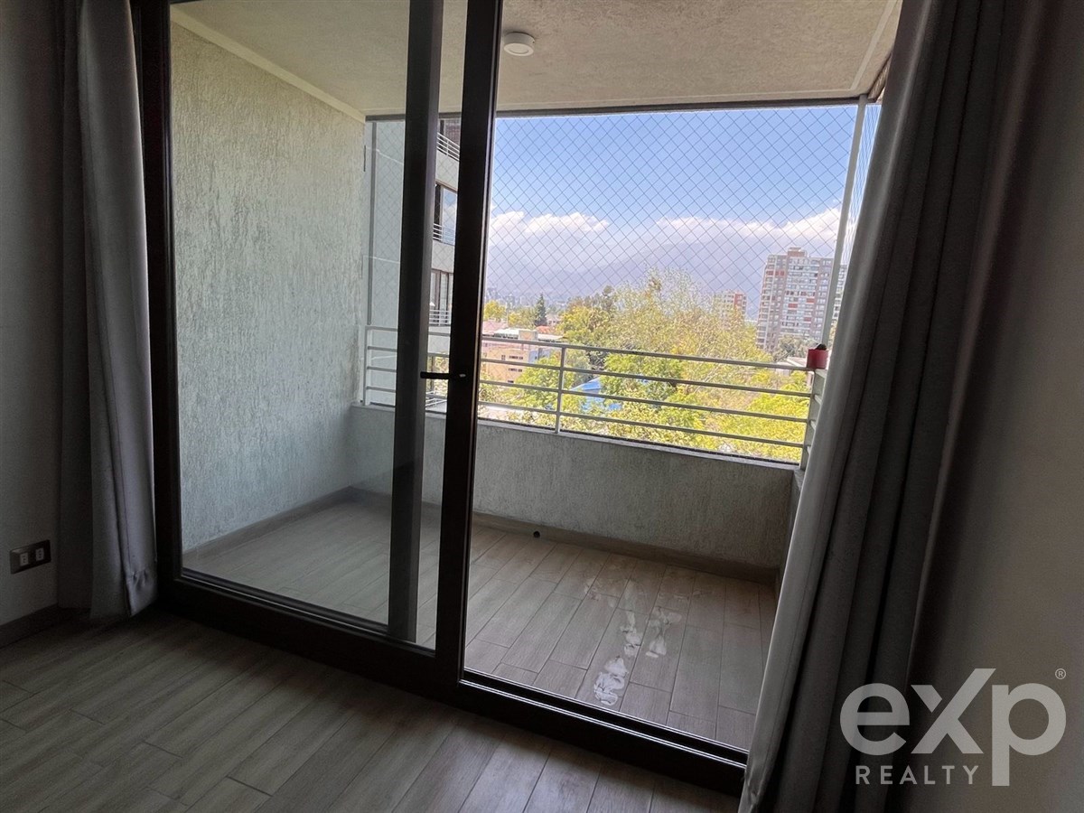 Apartment for sale in Ñuñoa, JOSE PEDRO ALESSANDRI 927