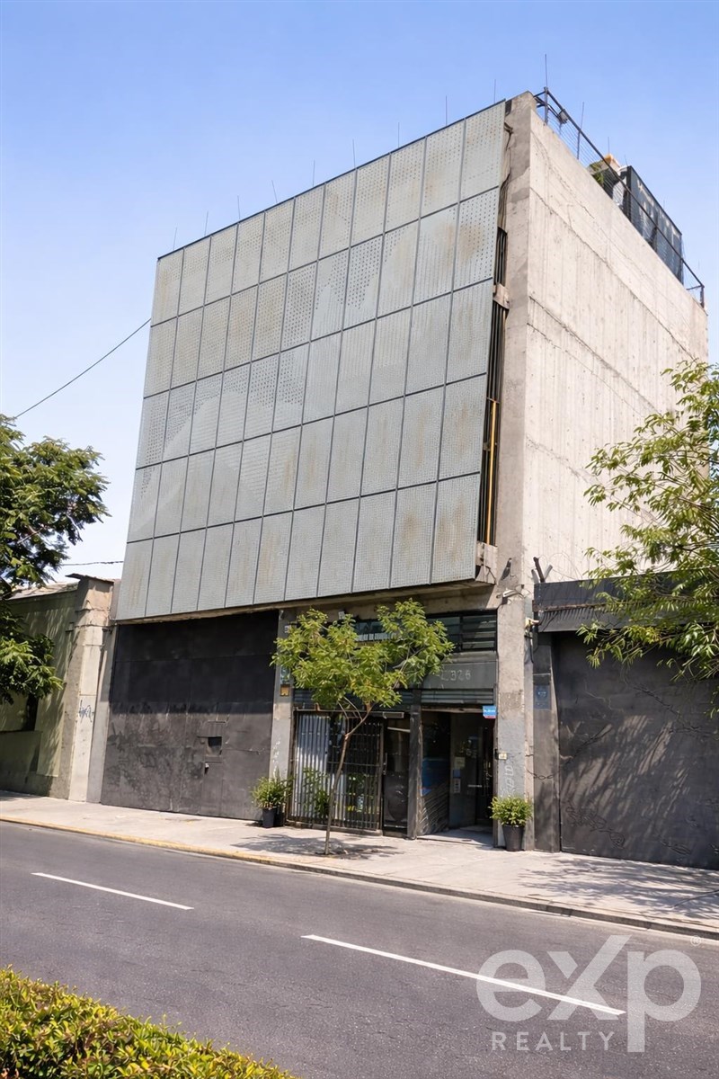 Industrial en alquiler en Santiago, Andes 2826