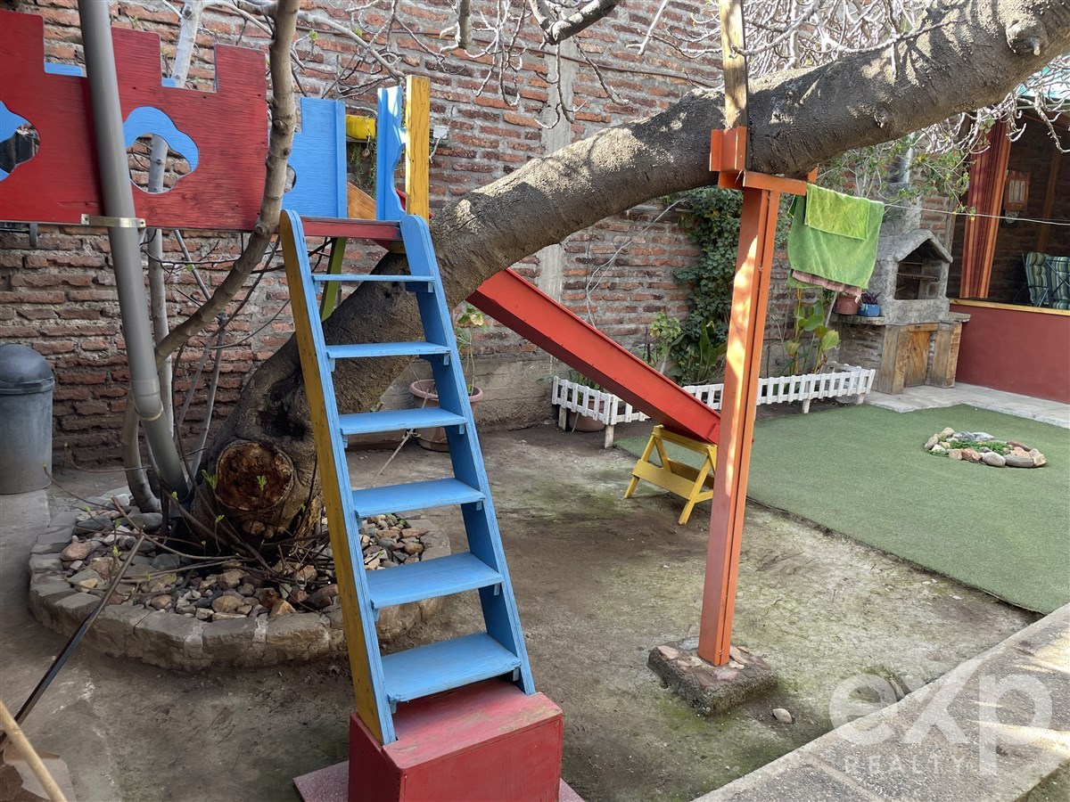 Casa en venta en Recoleta, el roble 271